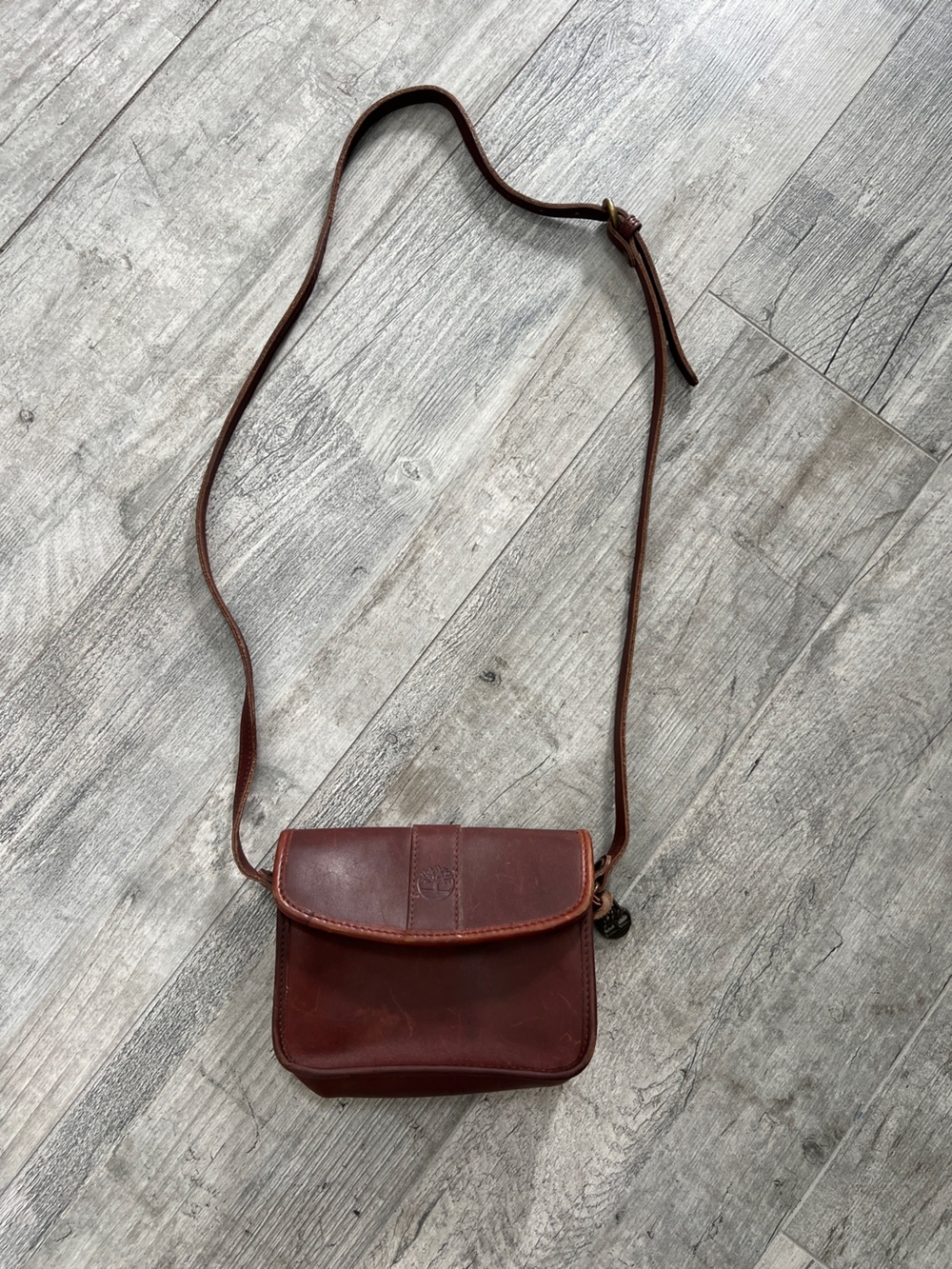 Timberland Western Chic Leather Chestnut Brown Flap Crossbody w/adjustable strap